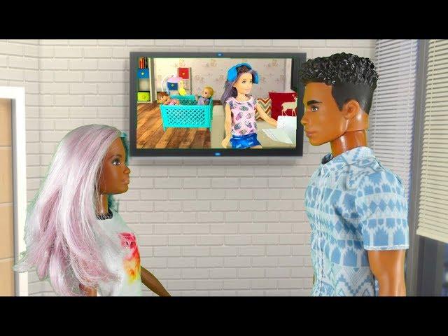 Rodzinka Barbie - Casting na opiekunkę. Bajka dla dzieci po polsku. The Sims 4. Odc. 78