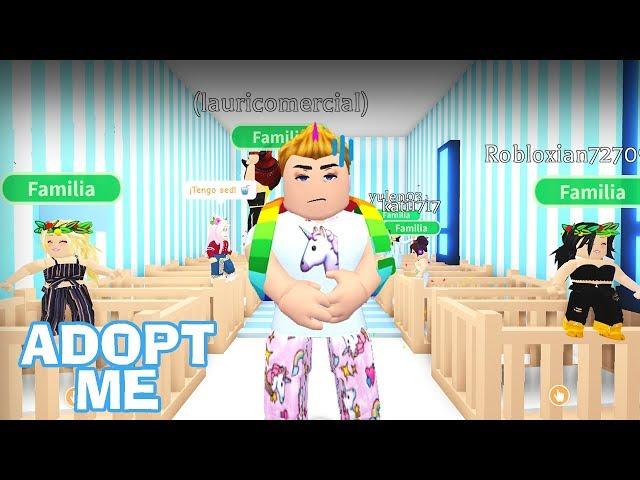 ADOPTO A 12 BEBES ¡NO PUEDO MÁS! En Adopt me Roblox!