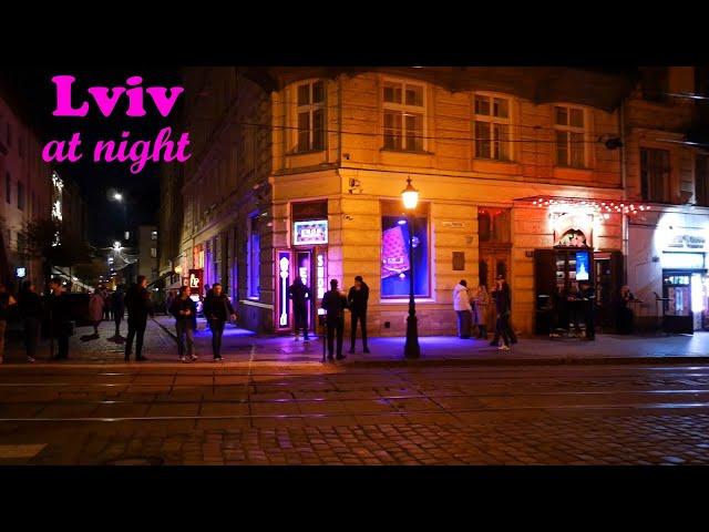 Walking in Lviv at night Old town on weekday (Львів Lwow Lemberg) Spring 2024 | Ukraine