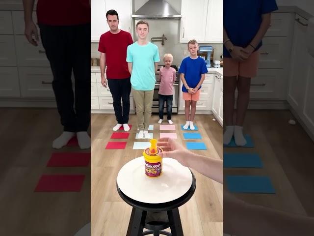 Pushpop challenge #pushpop #challenge #familygames #family #gaming #shorts