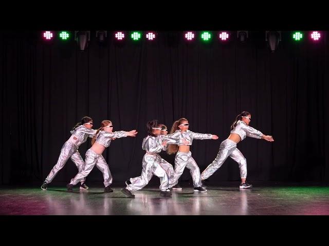 Hip hop "Alien's arrival." Dancers: P/G Prestige. Choreography by Lana Borisova and Katerina Novotna