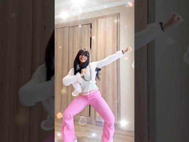 Let’s Vibe again outfit @ROMWE code 'RMQ42168’ for discount #ROMWEHolidayVibes #ROMWEHoliday