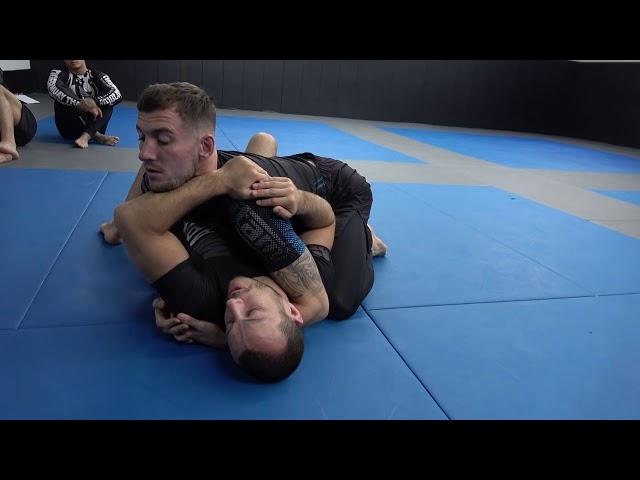 Linking 4 different side control escapes (Lachlan Giles)