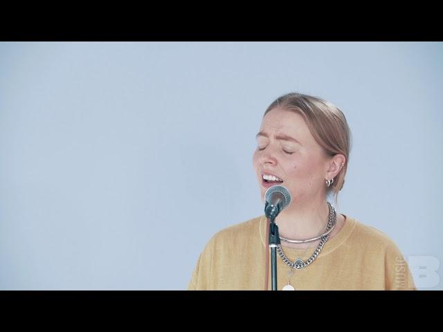 IDER performs "Wu Baby" in the Baeble Studio. #IDER