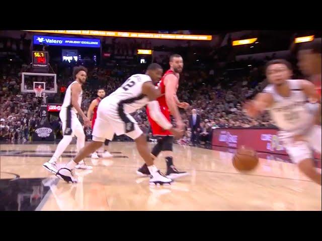 Marc Gasol - Point Center (Raptors Passing Highlights)