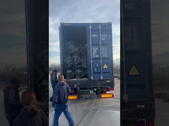 Japanese used car engine auto parts container export to dubai