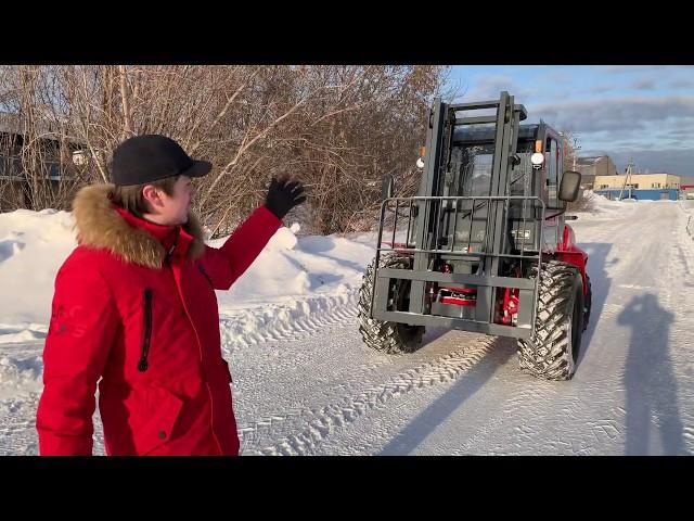 JACи снега не боятся. CPCD 35 Off Road. Погрузчик-вездеход. Вездеходный погрузчик. Полноприводный