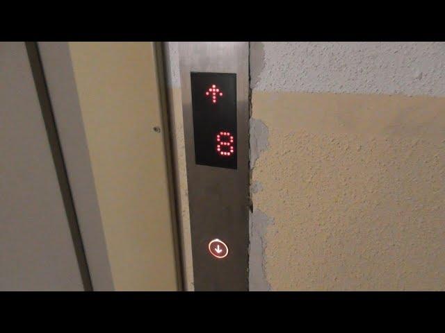 Chinese elevator after a year of work