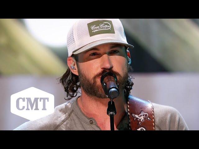 Riley Green Performs “Dixieland Delight” | CMT Giants: Alabama