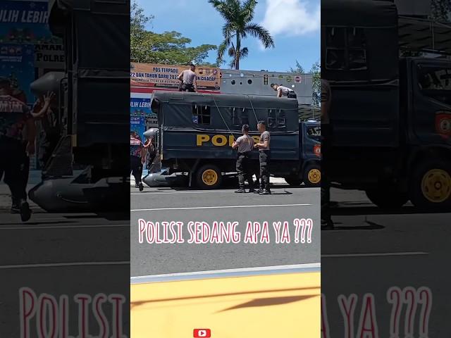 Polisi sedang apa ya ??? #viral#shorts