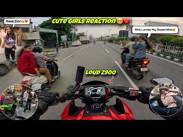 Cute Girls Reaction on Loud Kawasaki z900  | Public Reaction on Kawasaki z900