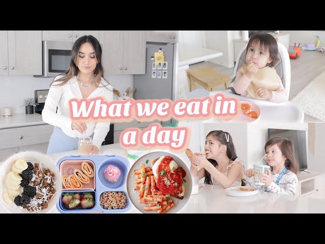 WHAT WE EAT IN A DAY   Mom, Kids, Toddler & Baby Meal Ideas 2022