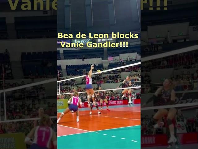 BDL blocks Vanie Gandler!!! Creamline vs. Cignal • PVL Invitational Conference FINALS #shorts