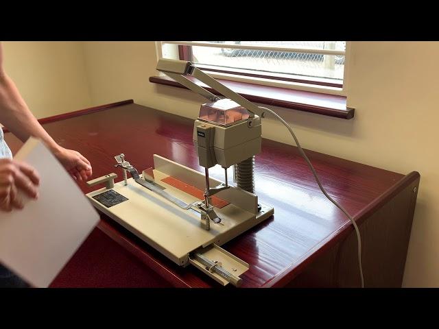 Pre-owned Uchida VS-25 Electric Paper Drill / Hole Punch