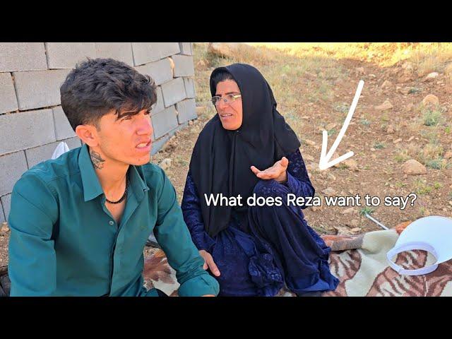 What's it Like to be a Nomad Mom in 2025?