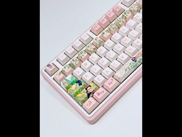 New version Frida is upcoming !!!! #keyboard #varmilo