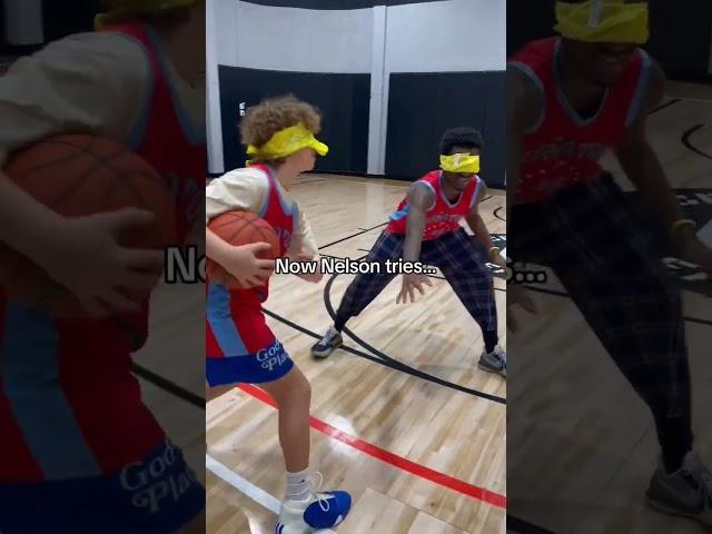 Nelson Neumann vs Zeddy Will Blind Fold Basketball  #shorts