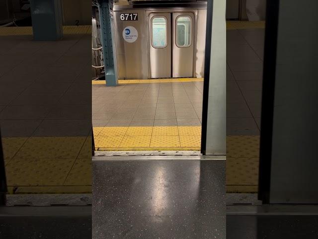 R142 #6717 and #6924