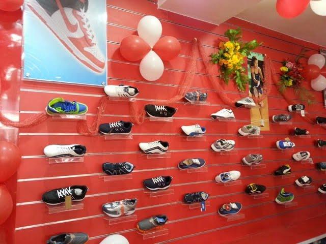 FootWear Shop By Axis Display Racks. Planning a retail shop contact us 8530007700 #shorts