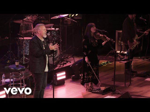 Casting Crowns - Awaken Me (Live at The Ryman)