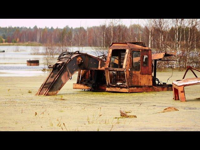 НАШЛИ ЗАБРОШЕННУЮ СТОЯНКУ ТЕХНИКИ У ВОДЫ! РАБОЧИЕ КИДАЛИ МЕТАЛЛ В ВОДУ! Коп металлолома