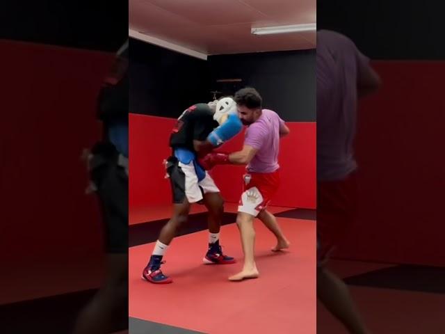 Pro Kickboxer Ends Spar Early with the Ultimate Cheat Code  #boxing #sparring