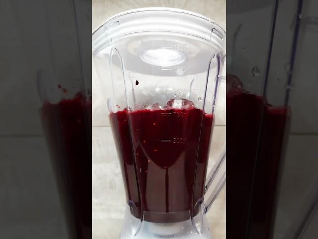 #Витаминный #смузи #черешня #шелковица #малина #Vitamin #smoothie #cherries #mulberries #raspberries