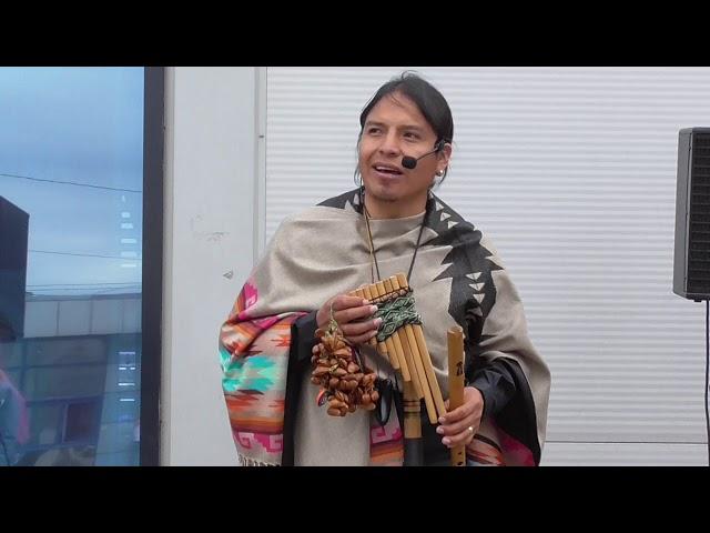 Feel the Spirit of the Andes with the flute of a native American!