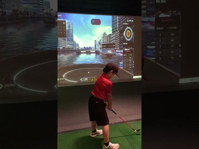 Tiger Woods slice shot imitation #golf #golfshot  #golfshotimitation #golfswing #screengolf