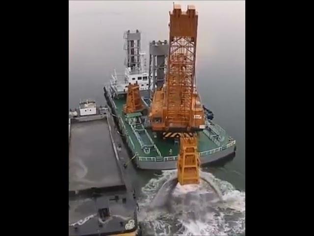 Powerful dredging  machine