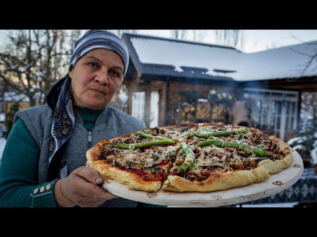  Campfire Steak Pizza: Grilled to Perfection on the Sadj Grill 