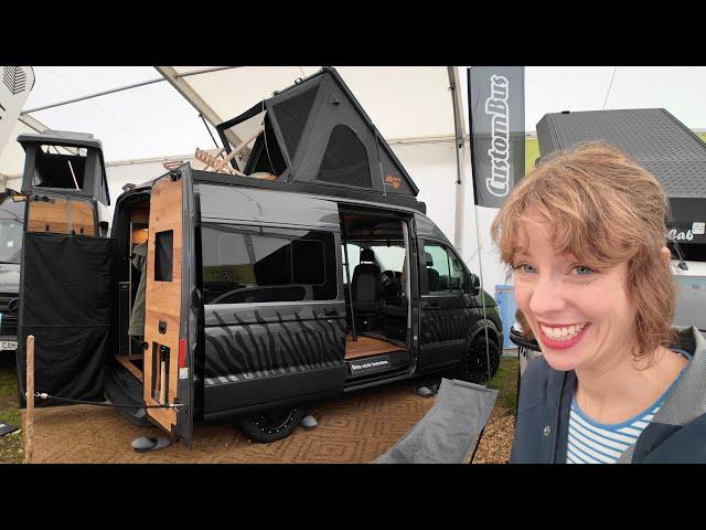 THE MOTORHOME  3.49t 4x4 5 people WITH SHOWER Campervan 2025 Custom-Bus Camping Van