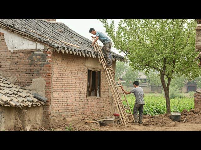 Son helps elderly parents renovate old house and build kitchen