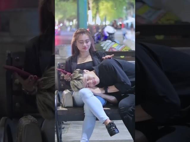 Prank tidur di paha cewek gak di kenal viral tiktok