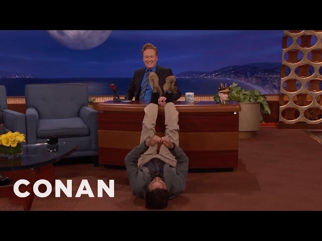 Luke Wilson’s Impression Of Millennials At The Airport | CONAN on TBS