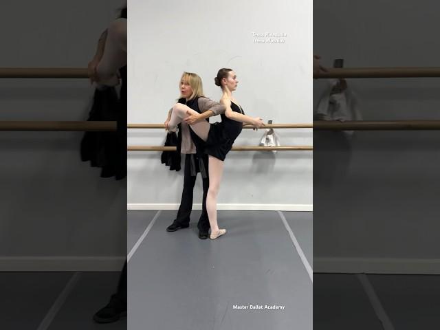 When you walk into a ballet class and this is what you see  #ballet #ballerina #balletclass