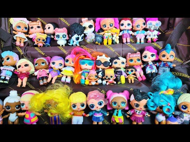 ALL THE LOL SURPRISE DOLLS ARE IN THE SUITCASE! WE'RE LEAVING! GOING HOME cartoon with dolls