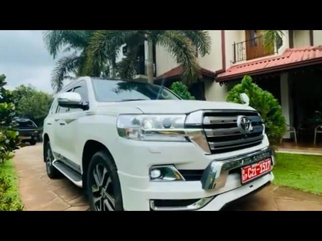 Toyota Landcruiser Prado V8 Diesel VX