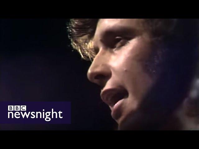 Don McLean performs American Pie live at BBC in 1972 - Newsnight archives