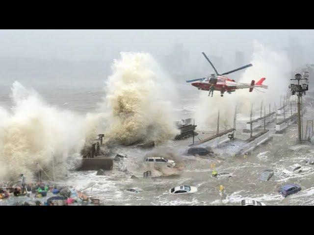 Currently in Florida USA!! Hurricane Helene brings floods and tornado in Lee County