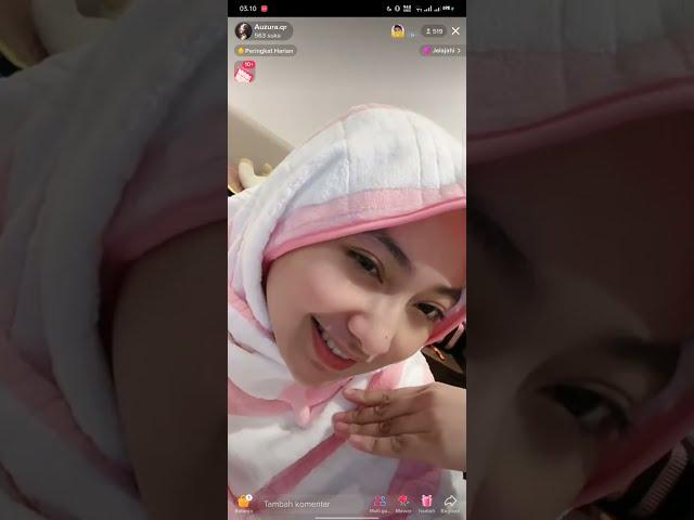 Auzura Live Tiktok Terbaru️ [05.04.23]