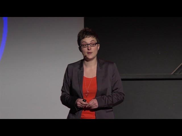 Raviver la flamme pour mon job | Fanny Weytens | TEDxEMLYON