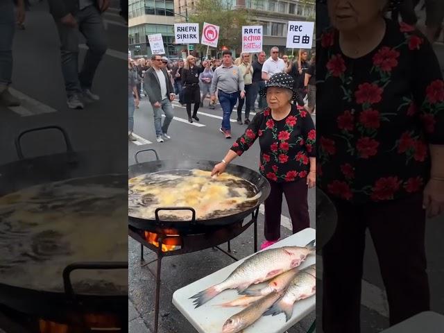 Fried fish in oil pans, logistical support for demonstrations #food