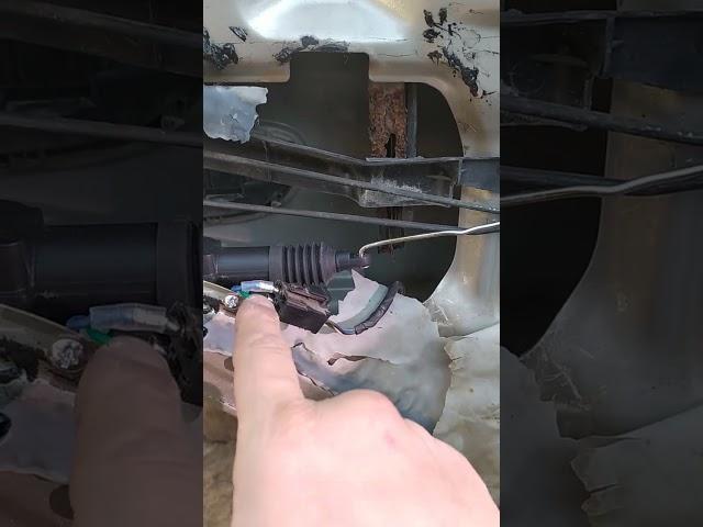 Ремонт центрального замка хендай акцент ТагАЗ. #железныйбатя