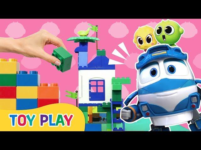 Toy Play |  Robot Trains Block Buster Castle 2 | Let’s build it with Kay! | RobotTrains Toy