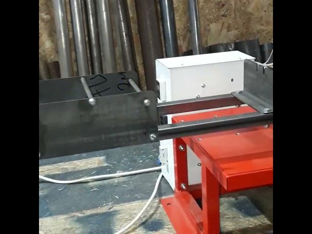 Термопласт с пневмопривод  и подогрев форм Pneumatic Injection Molding Machine with Screw Mold Clamp