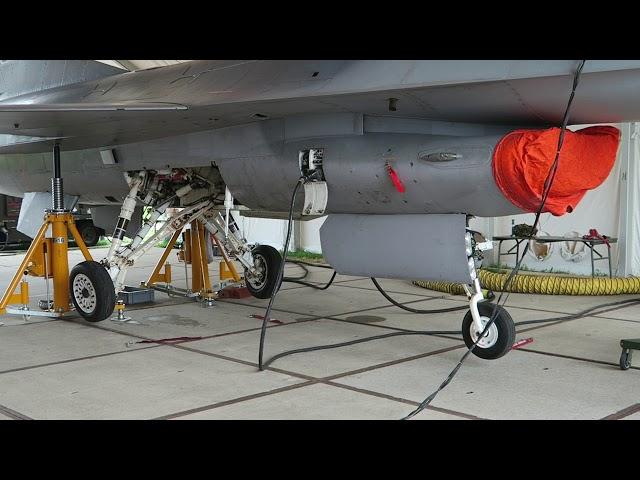 F16 Landing Gear Demo