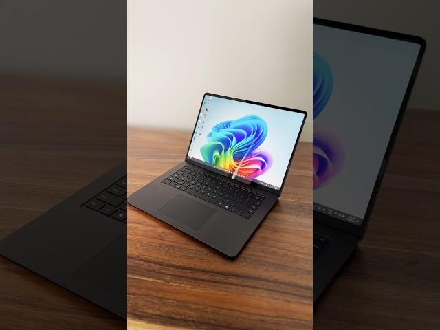 Microsoft Surface Laptop has Crazy Good Battery Life! #laptop #microsoft