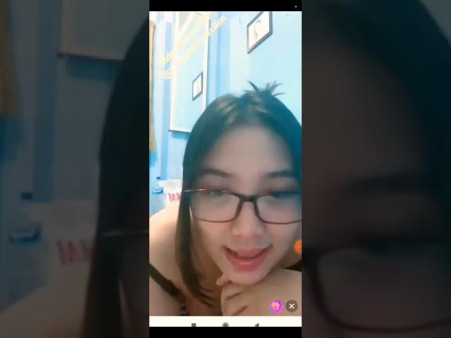 Julia Bigo Live Ngangkang Hot Plus