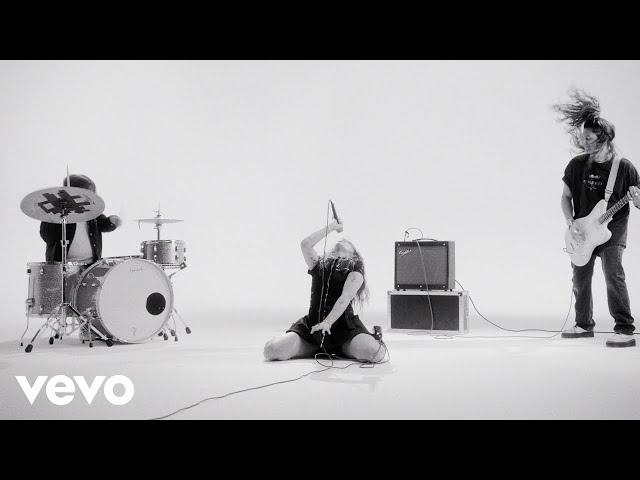 Charlotte Sands - pity (Official Music Video)